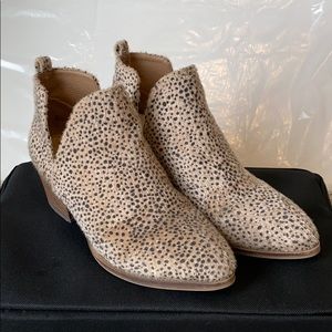 CL by Chinese Laundry hairy leopard booties-size 8